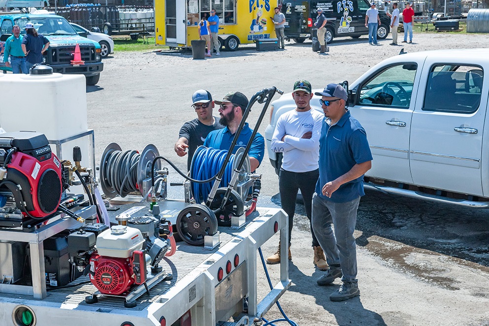 Meet the Mud Dog Team