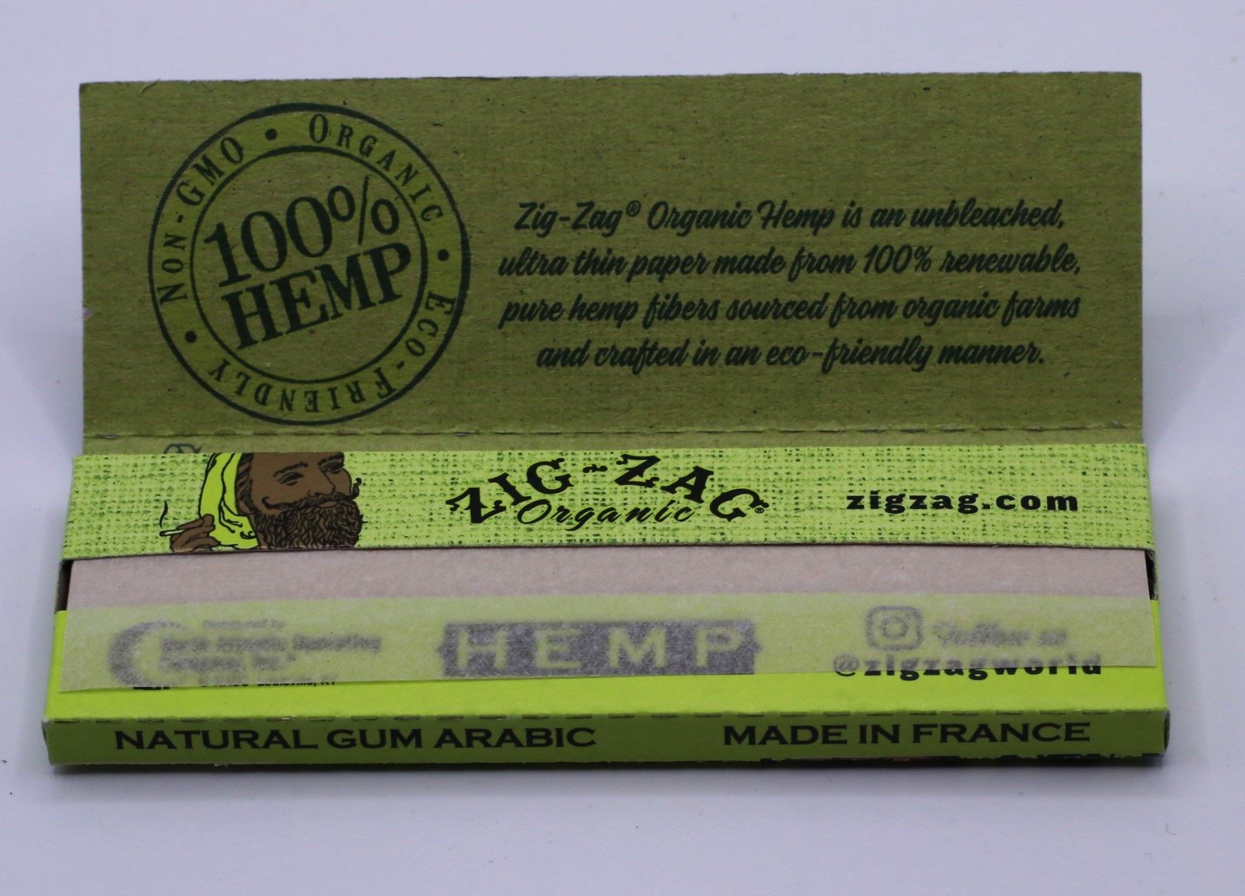 Zig Zag Organic Hemp Rolling Papers- 1 1/4-50 Leaf Pack