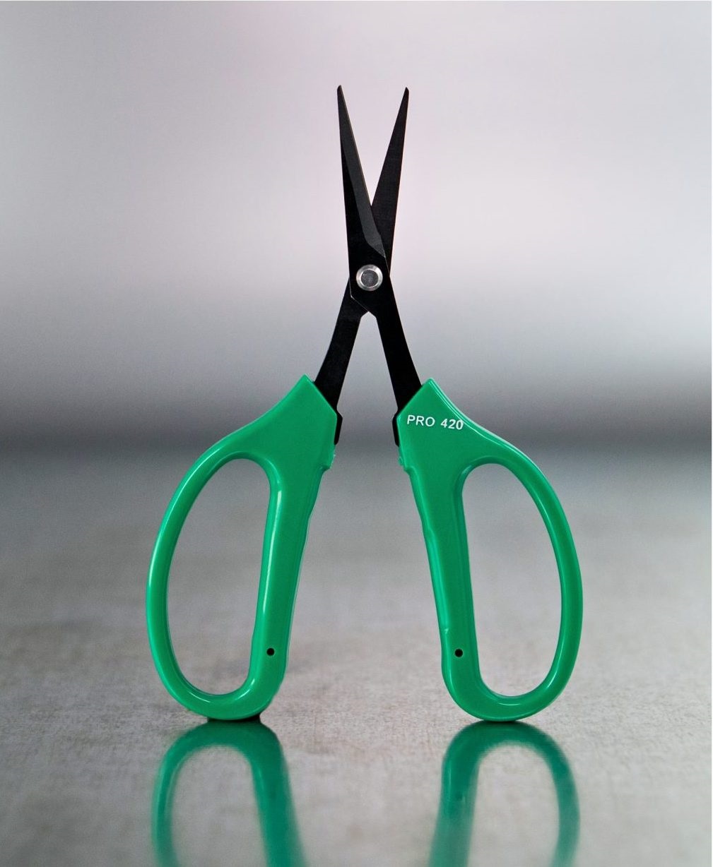 PRO 420 Scissors-2 Pack of Classic & Spring Loaded- Bud Trimming Scissors - PRO 420 Classics with teflon coating and soft handles, fast action