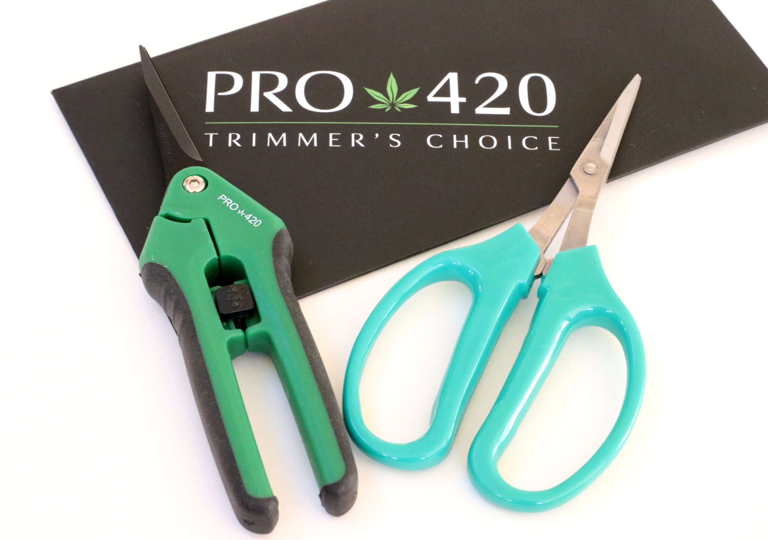 PRO 420 Combo Pack- Silver Classics & Spring Loaded Scissors- Trim-Manicure-Harvest- Trimmer's Choice - IMG_3239