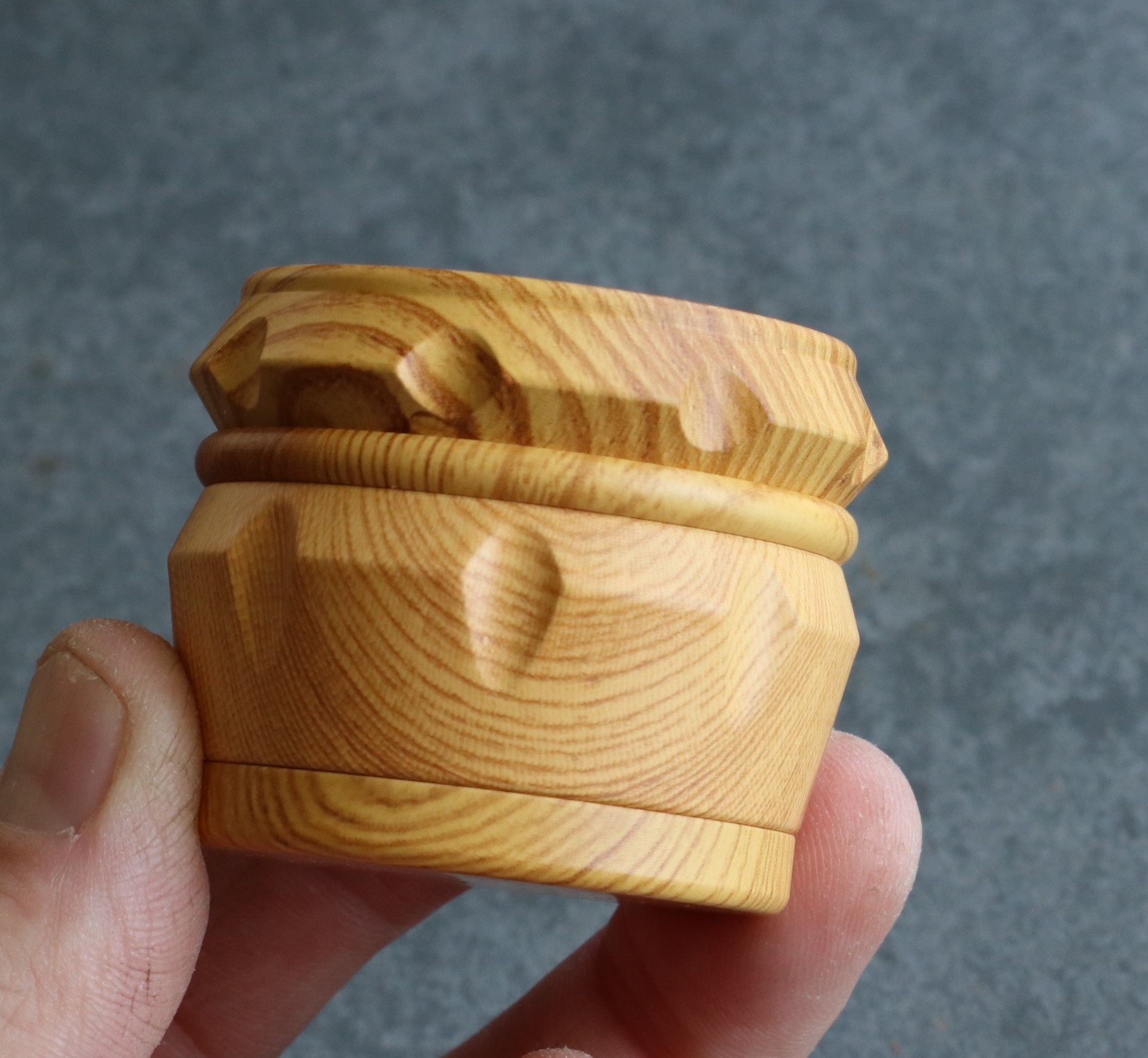 2" Wood Herb Grinder- 4 Piece Grinder with Catch-Screen-Magnetic Lid