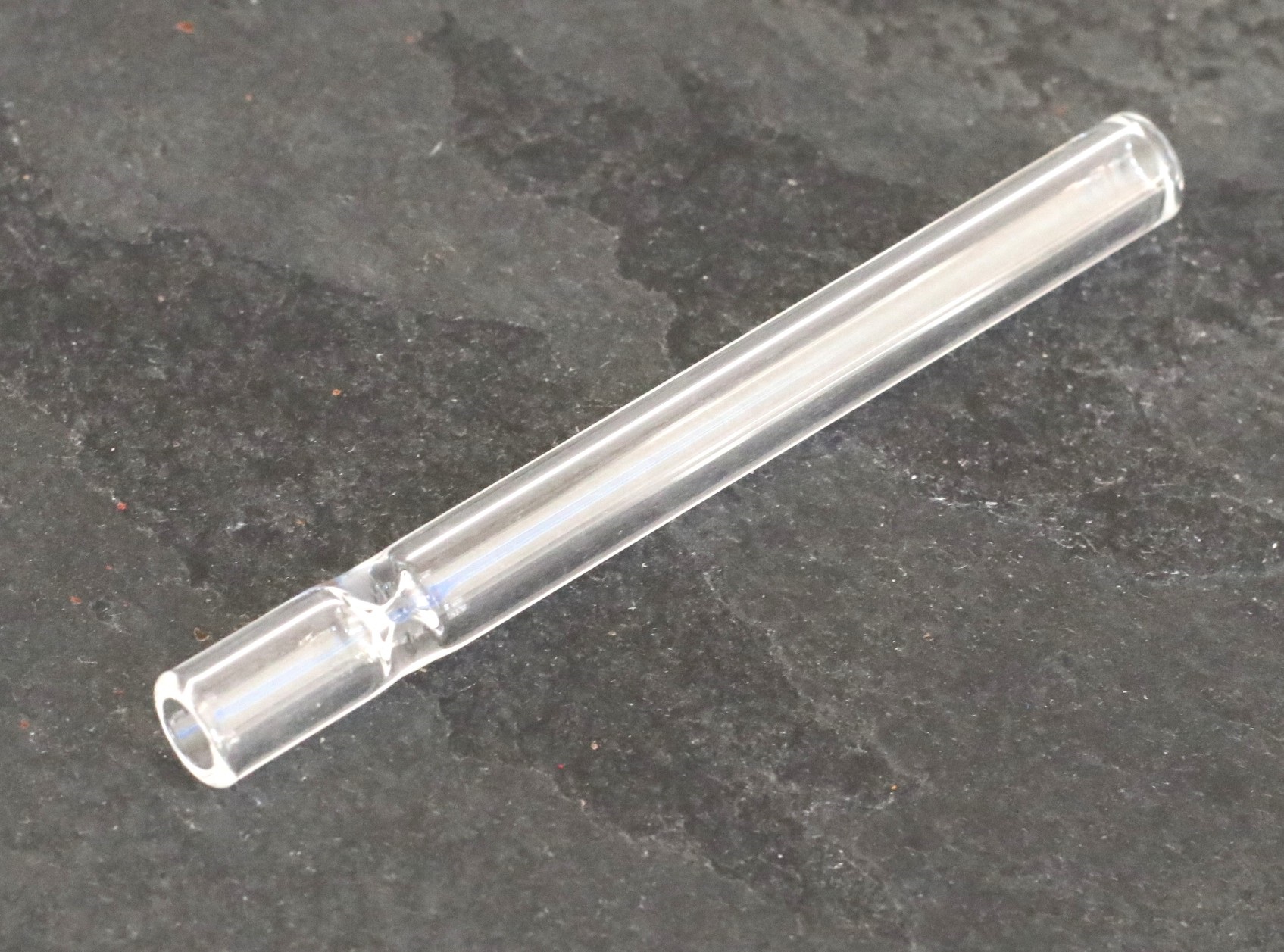 3" Glass One Hitter Pipe-7mm Diameter-Skinny Micro Dose Hitters - 3' Glass One Hitter Pipe-7mm Diameter-Skinny Micro Dose Hitters