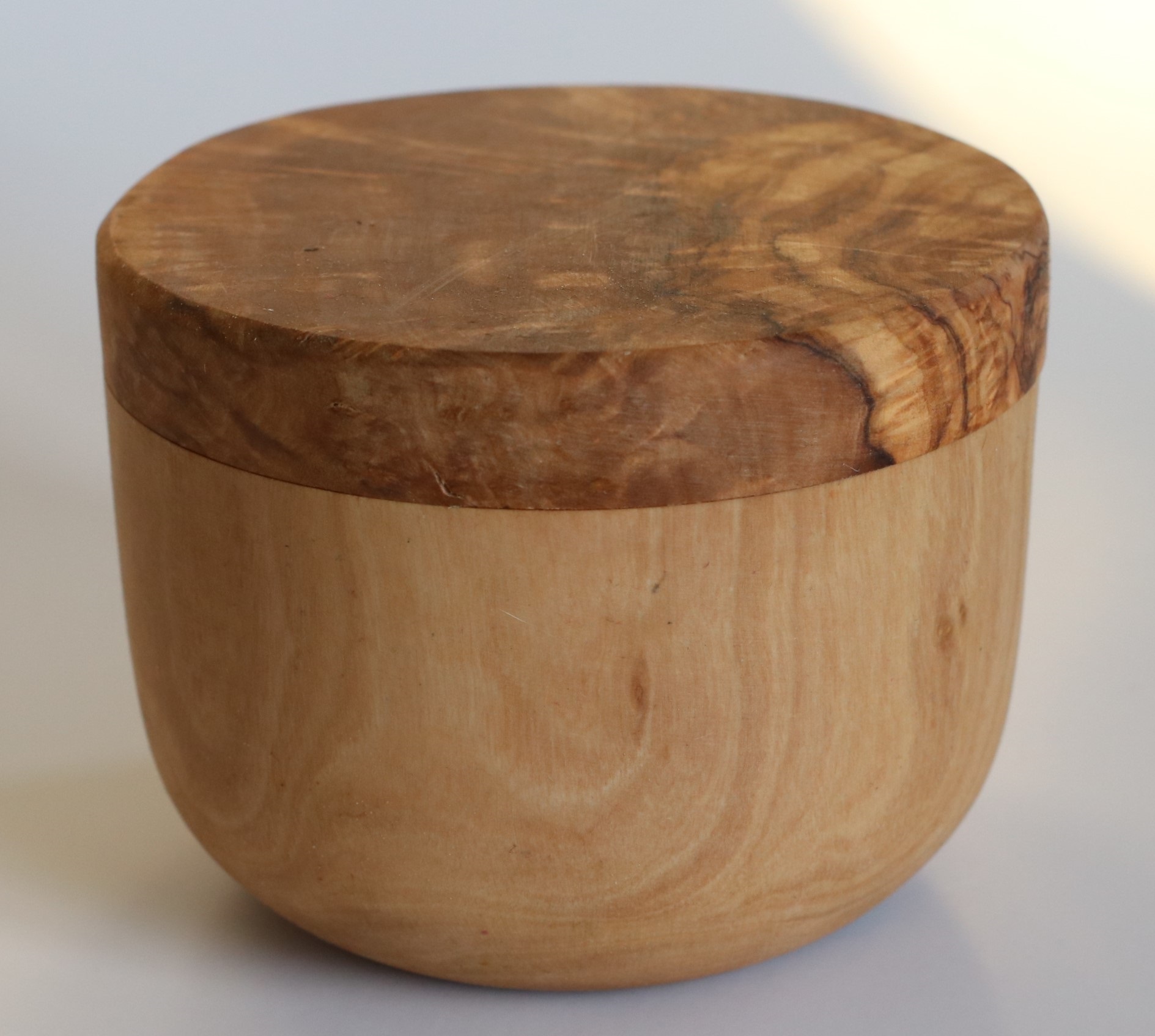 Olive Wood Storage Jar-Round Magnetic Lid