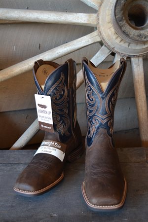 Ariat
